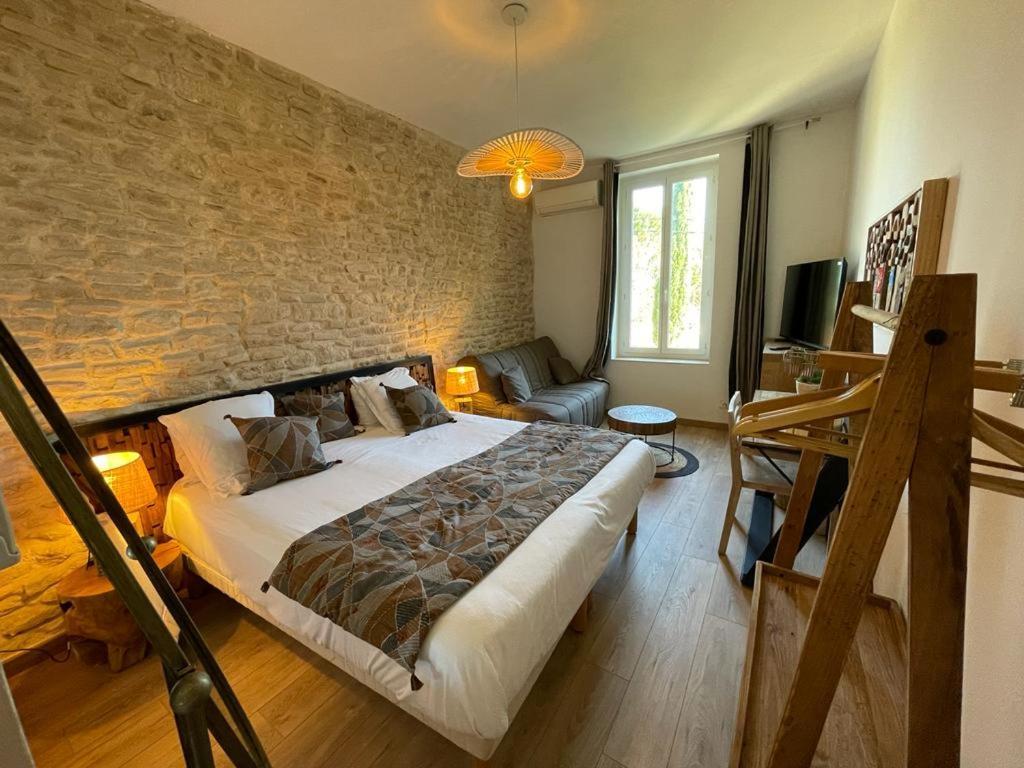 Hotel Mas De Galoffre Nimes Luaran gambar
