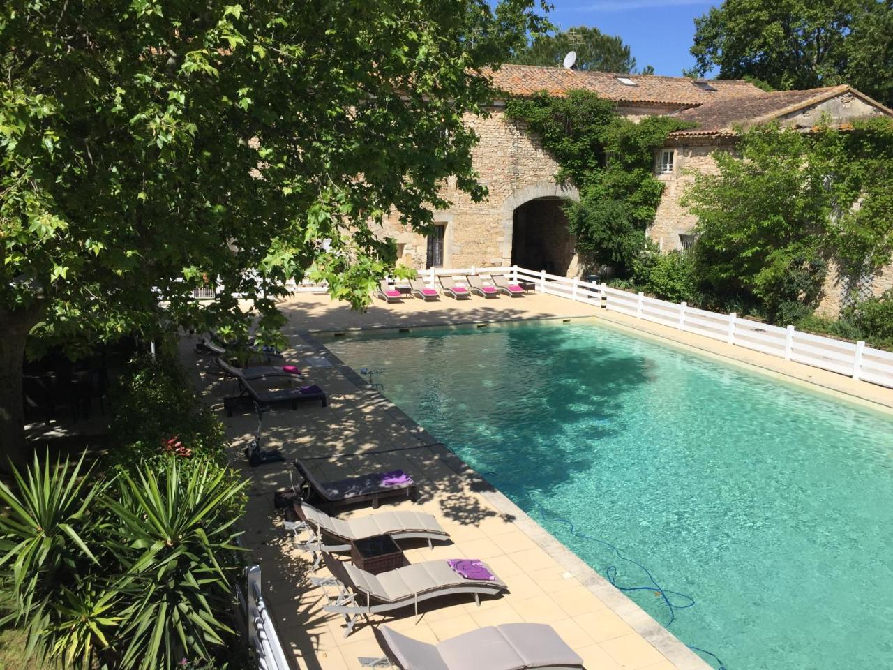 Hotel Mas De Galoffre Nimes Luaran gambar